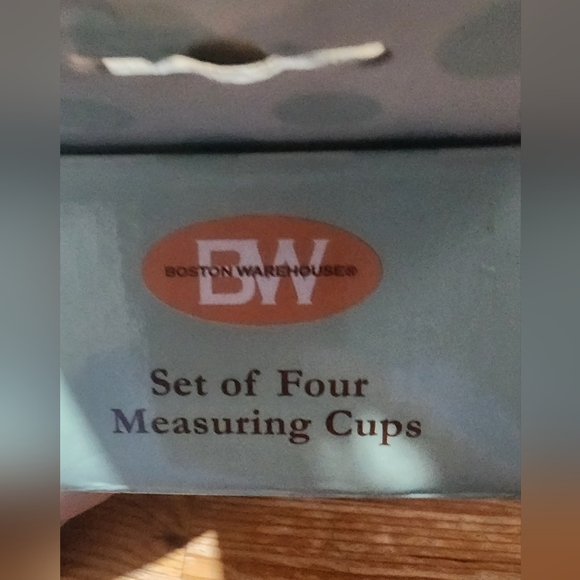 Set Of Four Measuring Cups Set Contains: 1 Cup, 1/2 Cup, 1/3 Cup, 1/4 Cup New - Picture 3 of 4